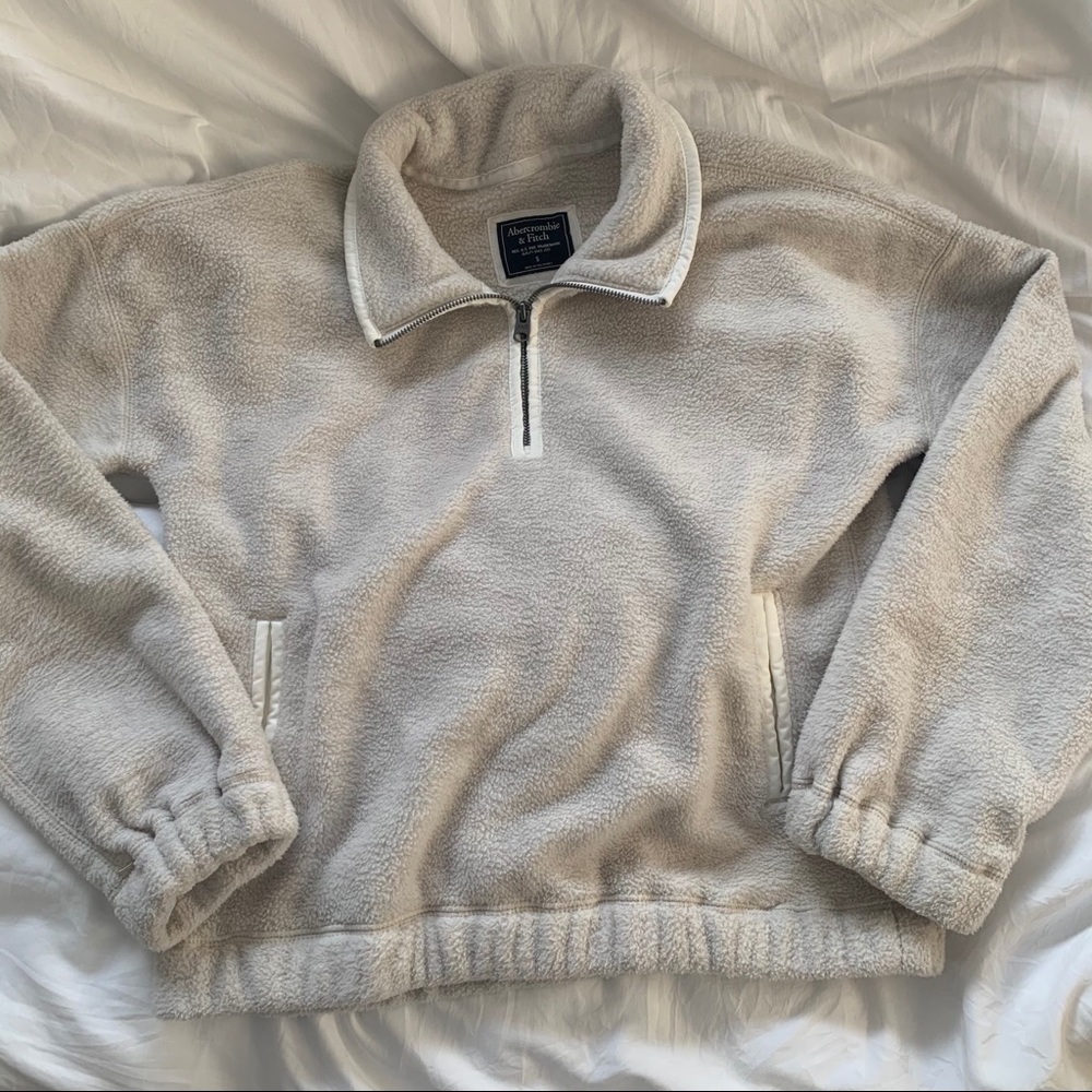 BNWOT Abercrombie & Fitch Fleece Half-Zip